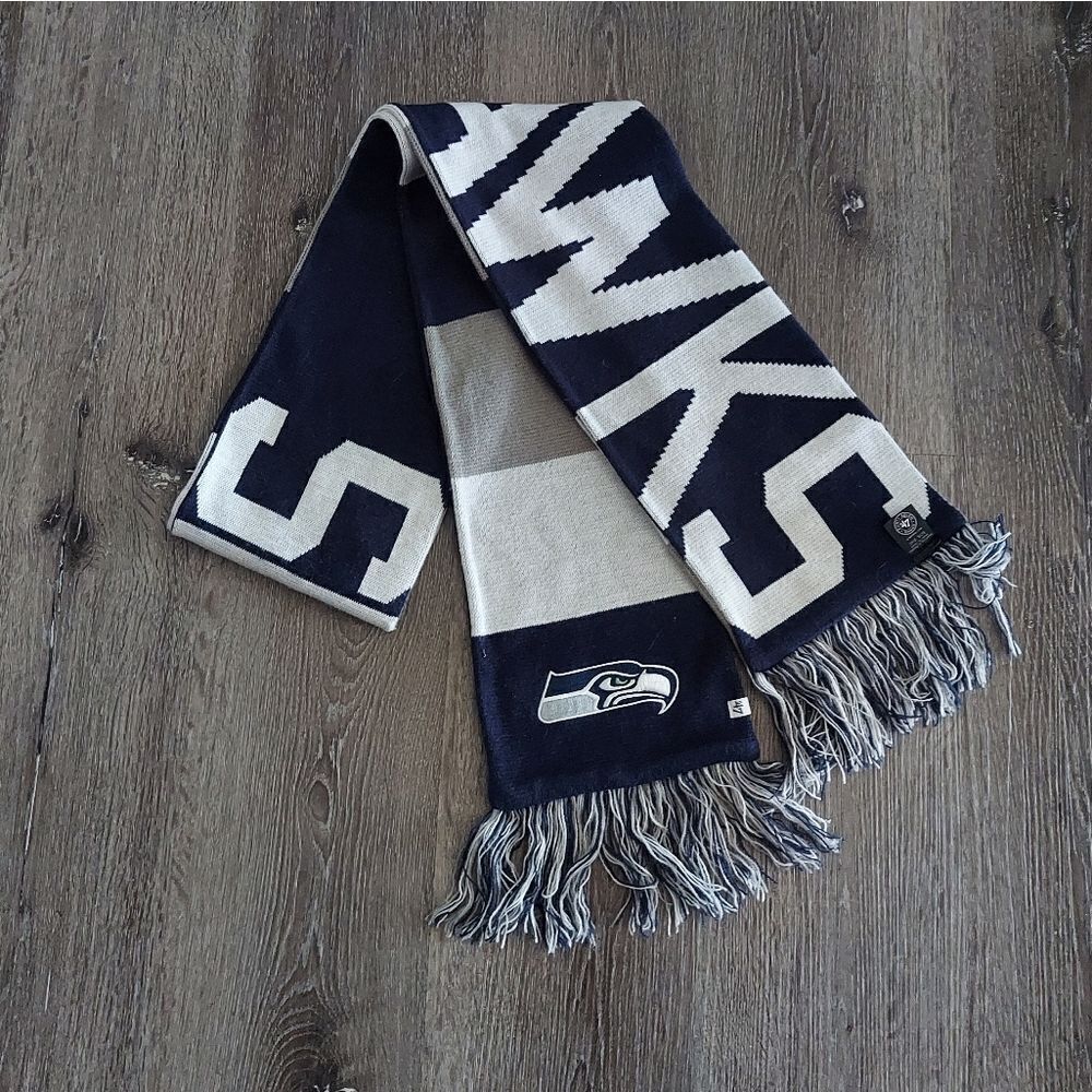 47 Brand Seattle Seahawks Reversible Scarf